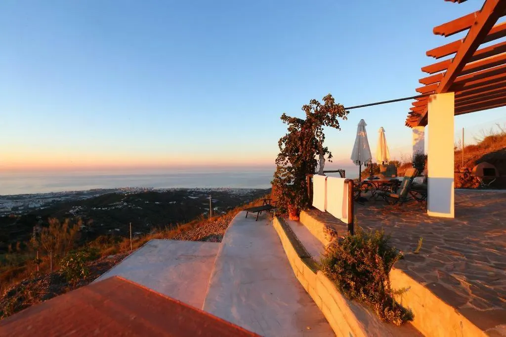 B&B Casaluthel Torrox 3*,