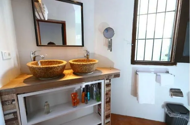 B&B Casaluthel Torrox Bed & Breakfast