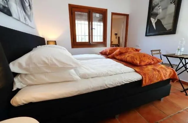 B&B Casaluthel Torrox Bed & Breakfast