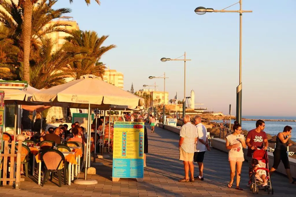 B&B Casaluthel Torrox Bed & Breakfast