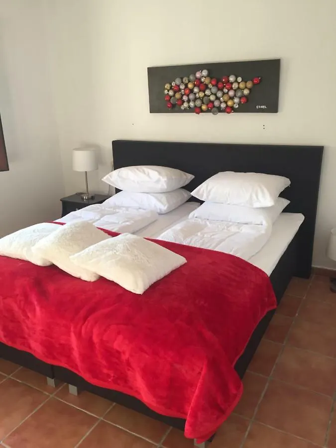 B&B Casaluthel 토록스